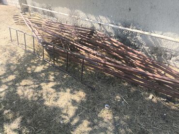 taxta otaq qapilari: Palatqanın uzunluqu 21m Eni 7m ✅ Stol_21əd Stolun uzunu 2m Eni 80sm✅