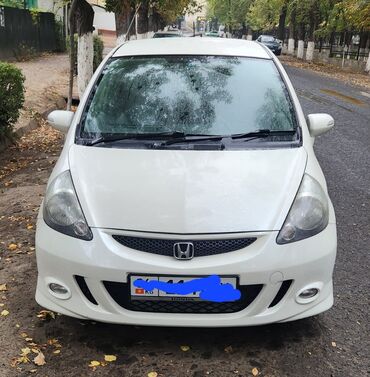 нарын авто: Honda Fit: 2005 г., 1.3 л, Вариатор, Бензин, Хэтчбэк