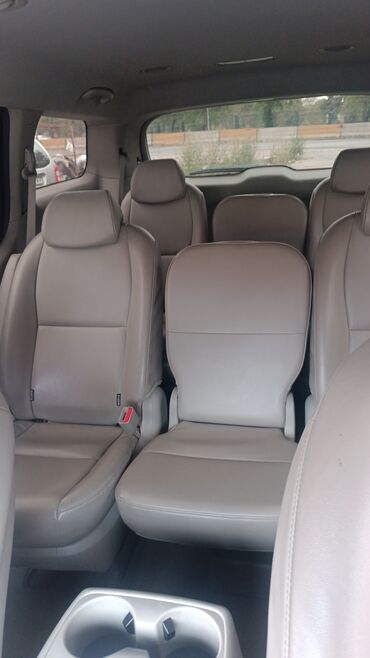 Kia: Kia Carnival: 2018 г., 2.2 л, Типтроник, Дизель, Минивэн — 5