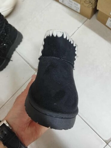 Ugg obuća: Ugg mini čizme, bоја - Bež — 4