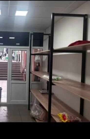 полка для хлеба в магазин: Полка в стиле лофт, высота 2.5 метра длина 4метра ширина 50см
