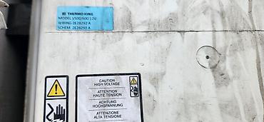 Легкий грузовой транспорт: Легкий грузовик, Mercedes-Benz — 9