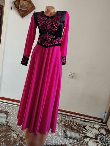 розовое платье с: XL (EU 42), цвет - Розовый