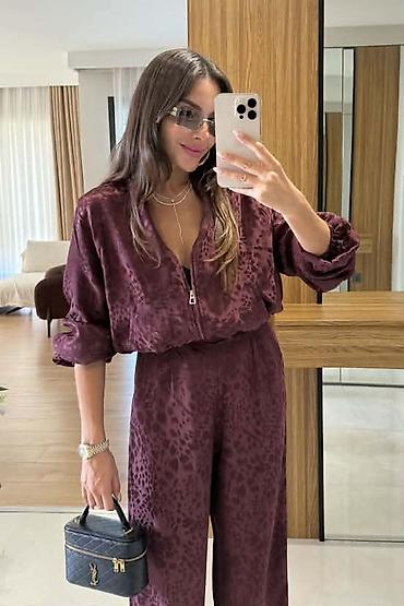 Kompleti: 🩶Komplet
Cena 6100
Vel.S m l
V55 — 1