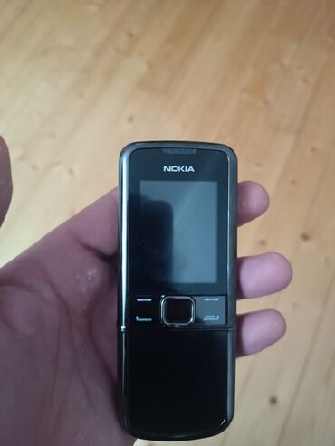 бу аккумулятор: Nokia 8 Sirocco, rəng - Qara, Düyməli