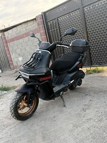скутеры ямаха: Макси-скутер Yamaha, 150 куб. см, Бензин, Б/у — 3