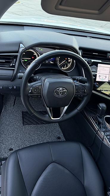 camry 55 exclusive: Toyota Camry: 2019 г., 2.5 л, Гибрид, Седан — 8