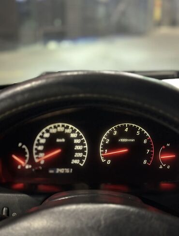 Mitsubishi: Mitsubishi Galant: 2003 г., 2.4 л, Механика, Бензин, Седан — 8