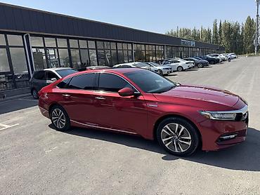 Транспорт: Honda Accord: 2018 г., 2 л, Вариатор, Гибрид, Седан — 3