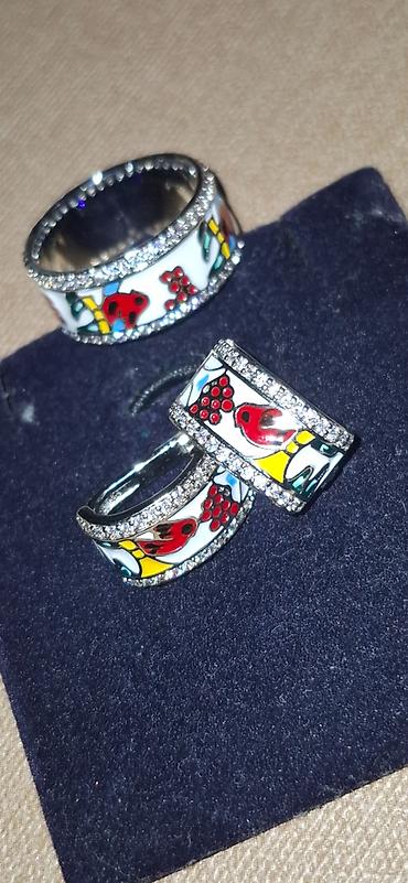 Digər aksesuarlar: Bijuteriye. Stal. Rengini deyishmir. Gumushe benzeyir -da lalafo.az — 15 Digər aksesuarlar: Bijuteriye. Stal. Rengini deyishmir. Gumushe benzeyir — 15