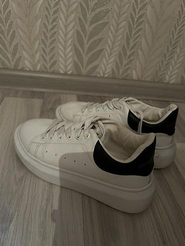 adidas krasovka: Geyinilib 38 razmer — 3