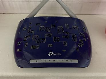 nokia e52: Tp-link td-w8960n
В комплекте БП и Ethernet кабель — 1