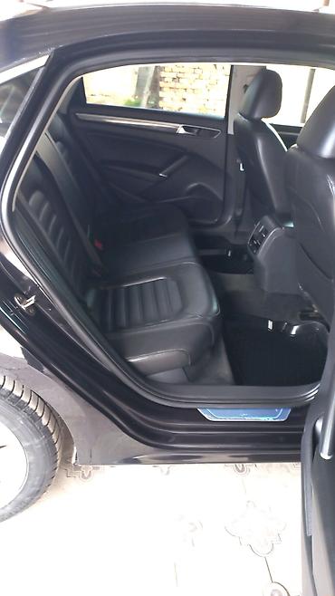 титановая: Volkswagen Passat: 2018 г., 2 л, Автомат, Бензин, Седан — 4