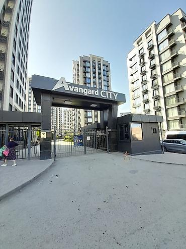 Продажа коммерческой недвижимости: Продаю помещение В ЖК Авангард сити Район 7-8 мкр Площадь 153 м2 1 — 1