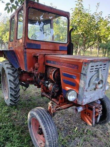 traktor satşı: Işlek veziyyetindedir, senedleri qaydasindadir, satilir, qiymeti