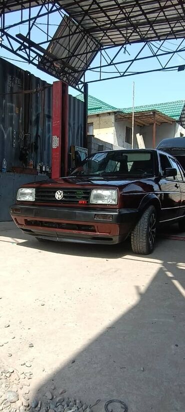 обмен е 34: Volkswagen Jetta: 1990 г., 1.8 л, Механика, Бензин, Седан