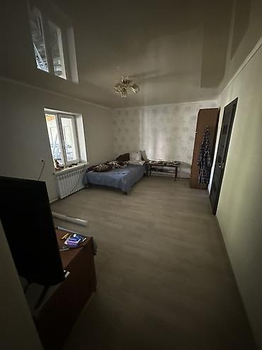 Продажа коттеджей и домов: Продаётся домцена договорная,от собственника,7соток,дом большой 6 — 13