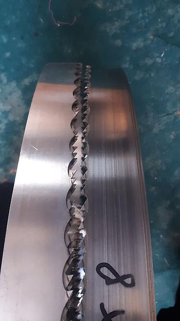 Бензопилы: Пилорама Алтай 900 бензиновый 2 цилиндр, электрический 3фаза 11кв at lalafo.kg — 10 Бензопилы: Пилорама Алтай 900 бензиновый 2 цилиндр, электрический 3фаза 11кв — 10