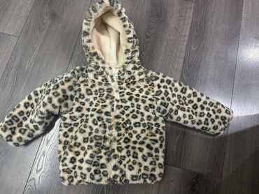 north face jakna: Fur coat, 80