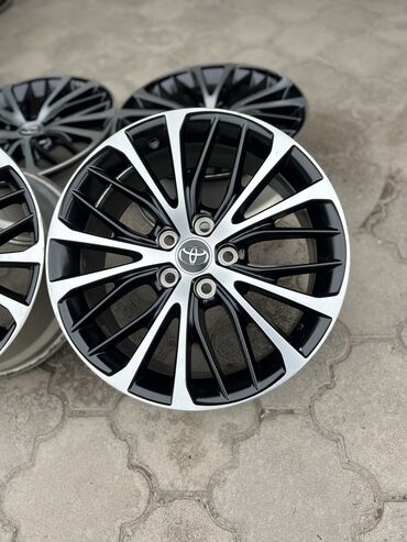 bbs диски: Куйма Дисктер R 18 Toyota, Комплект, тешиктери - 5, Колдонулган