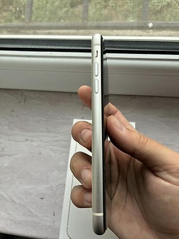 iphone 11 ağ: IPhone 11, Ağ, Face ID — 5