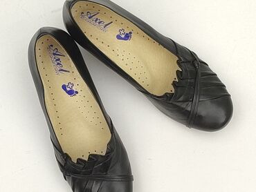 buty z c a: Półbuty damskie, 39, stan - Idealny