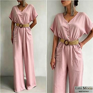 Kombinezoni: #Kombinezon
Cena 2100
Uni vel.
V15 — 6