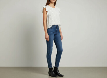 lidl esmara bluzki: H&M, Жіноча блуза, розмір M на lalafo.pl lidl esmara bluzki: H&M, Жіноча блуза, розмір M