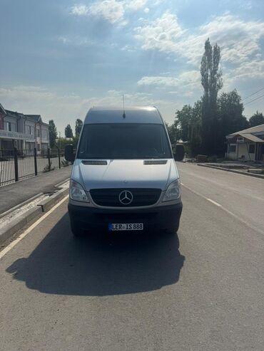 мерс спринтер грузовые: Жеңил жүк ташуучу унаа, Mercedes-Benz, Колдонулган