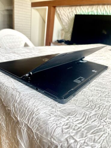 Digər planşetlər: Dell 2 in 1 Tablet 5285 Intel i5 7300U /8GB Ram,256GB SSD NVMe — 6