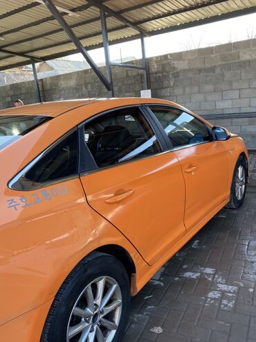 Hyundai: Hyundai Sonata: 2019 г., 2 л, Автомат, Газ, Седан — 7