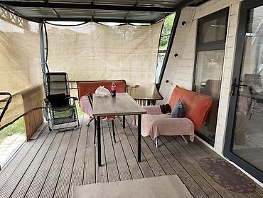 этажный дом: Каркасный дом A-Frame с большой крытой террасой — 2