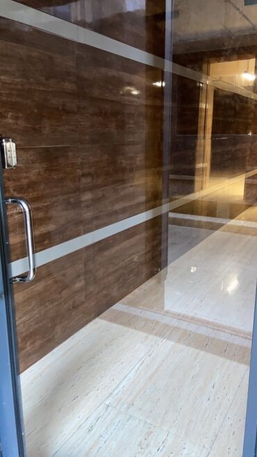 Rəf vitrinləri: Mağaza vitrin və mebel dəsti - Material: MDF-lam və şüşə — 4