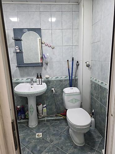Квартиры: 2 otaqlı mənzil – 3 otaga düzelme - Plan: dəhliz, geniş qonaq otağı — 4