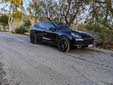 Porsche: Porsche Cayenne: 3 l. | 2015 έ. 122000 km. SUV/4x4 — 3