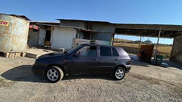 китайские мини авто: Volkswagen Golf: 1994 г., Хэтчбэк — 1