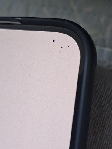 Другие мобильные телефоны: Смартфон с экраном почти без рамок и центральным отверстием под — 9