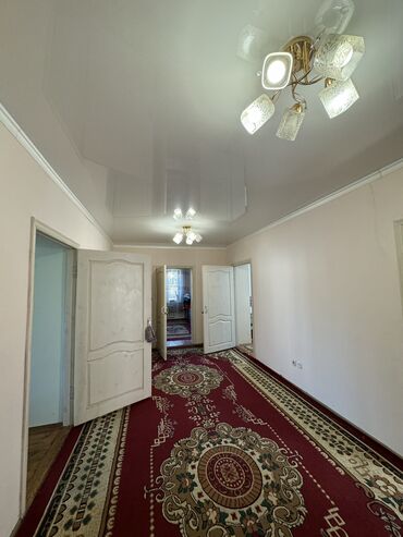 Продажа квартир: 120 м², 4 комнаты, Старый ремонт Без мебели