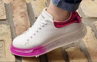 Women's Sneakers and athletic shoes: 41 — 1