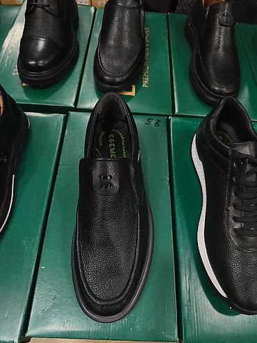 Ayaqqabılar: Kişi ayaqqabıları – klassik və gündəlik modellər Məhsul təsviri: - — 29