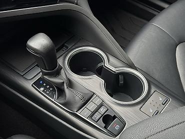 Toyota: Toyota Camry: 2021 г., 2.5 л, Вариатор, Гибрид, Седан — 11