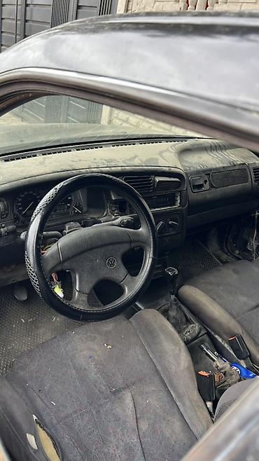 jac 9: Volkswagen Vento: 1995 г., 1.8 л, Механика, Бензин, Седан — 5