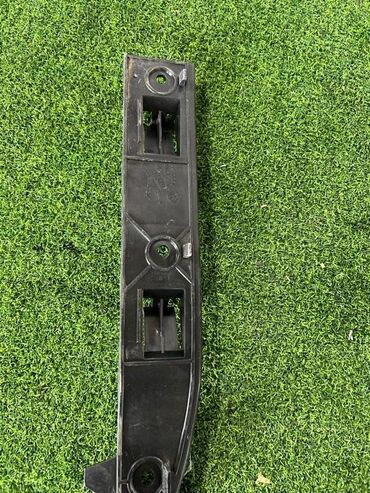 ветровики гольф 3: Салазка на крыло Volkswagen Golf MK4 2 2002 задн. прав. (б/у)