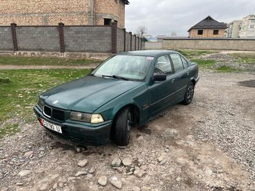 фура рено т: BMW 318: 1993 г., 1.8 л, Механика, Бензин, Седан