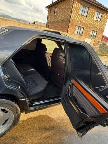 Mercedes-Benz: Mercedes-Benz W124: 1993 г., 3.2 л, Автомат, Бензин, Седан — 7