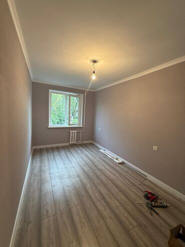 Продажа квартир: 2 комнаты, 43 м², 104 серия, 2 этаж, Евроремонт