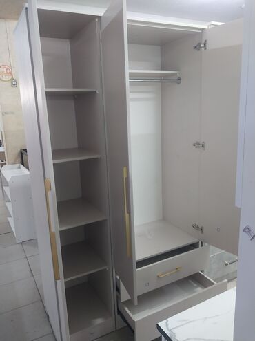 Шкафы для одежды: Шкаф для одежды, Прямой at lalafo.kg — 9 Шкафы для одежды: Шкаф для одежды, Прямой — 9