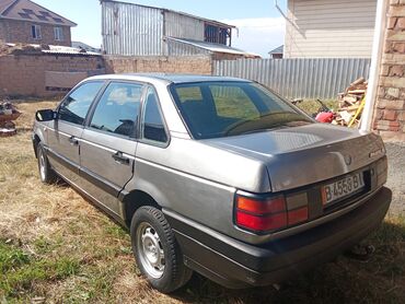 Volkswagen: Volkswagen Passat: 1992 г., Механика, Седан