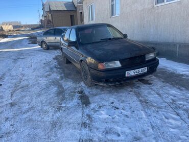 автомобиль опель: Opel Vectra: 1993 г., 1.6 л, Механика, Бензин, Седан