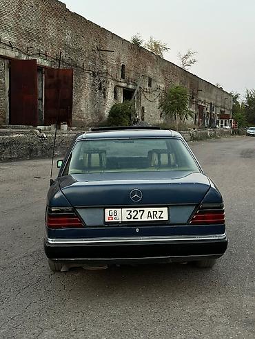 ауди 100 багаж: Mercedes-Benz W124: 1992 г., 2.2 л, Механика, Бензин, Седан — 4
